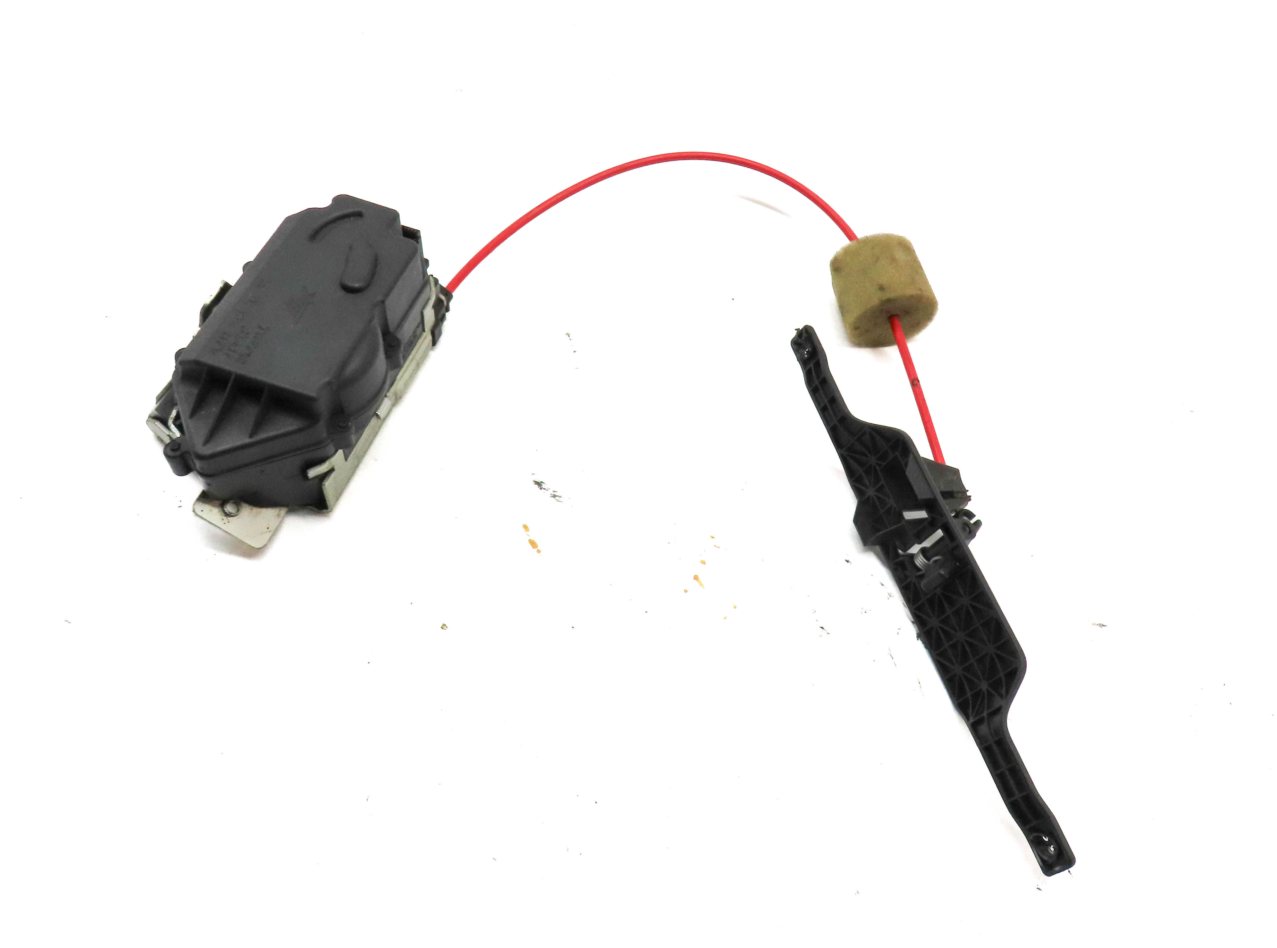 2008 MERCEDES ML550 SUV (W164) REAR TRUNK CARGO HATCH LOCK LATCH ACTUATOR — exact item pictured